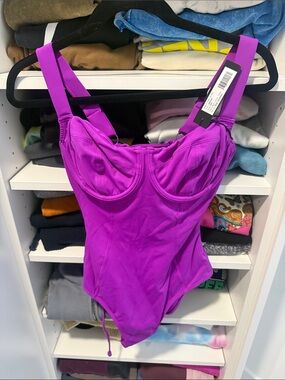 TA3 Lifty Women’s One-Piece Swimsuit Purple small reg/long D-DD